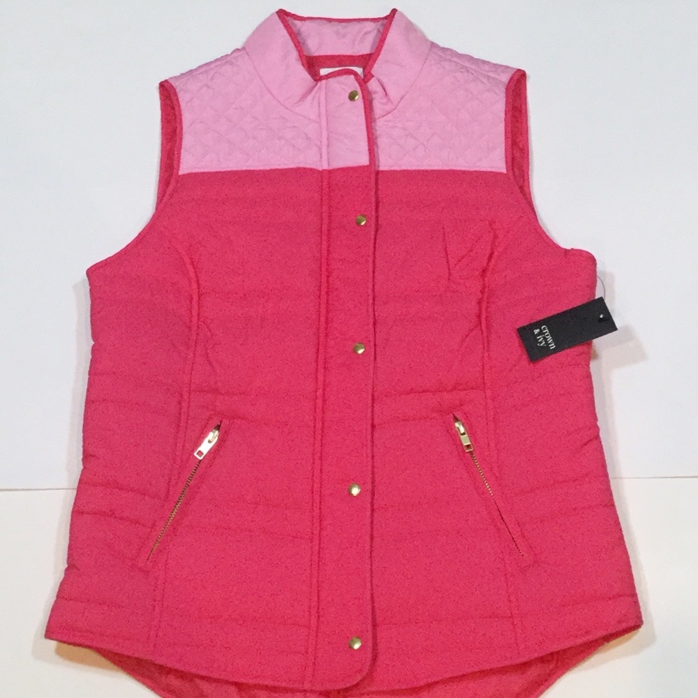NWT Crown & Ivy puffer vest size SM